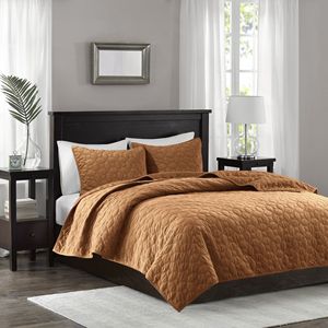 DB Modern Geometric Velvet Quilt <b>Set</b> 3-Piece for Home Hotel Wedding Hospital <b>Waterproof</b> Cotton Polyester Stylish Stitching - Product Image 1