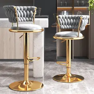 Offre spéciale Restaurant de luxe léger meubles commerciaux cadre en métal doré pivotant haute salle à manger chaise de bar tabouret de bar en cuir de velours