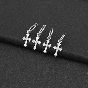 Boucles d'oreilles pendantes croisées vintage au design simple et unique, en acier inoxydable, style luxe léger Hip Hop unisexe, bijoux de mode, vente en gros - Product Image 3