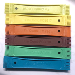 Juego de cepillos de limpieza para coche Yunbei, peine de púas de colores de 8-20 púas por pulgada, material ABS para limpieza de unidades exteriores de aire acondicionado y radiadores - Product Image 3