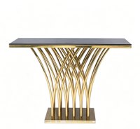 Table de réception de mariage de luxe avec base en acier inoxydable doré et plateau en verre noir