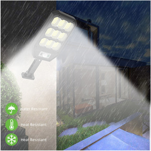 ไฟถนนพลังงานแสงอาทิตย์ 20W LED ไฟติดผนังภายนอกอาคาร ระบบตรวจจับความเคลื่อนไหวของมนุษย์ พร้อมรีโมทคอนโทรล สำหรับส่องสว่างลานบ้านและถนน - Product Image 4