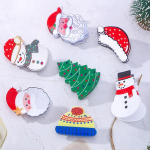 กิ๊บติดผมลายการ์ตูนคริสต์มาส น่ารัก ลายฉลาม หมวกสโนว์แมน เครื่องประดับผม กิ๊บติดผมแบบครึ่งหัว สำหรับติดด้านหลังศีรษะ สไตล์วันหยุด - Product Image 5