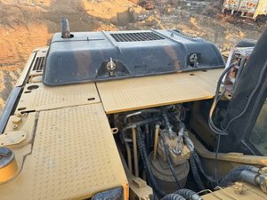 รถขุดตีนตะขาบ Caterpillar 330D มือสอง ขนาด 30 ตัน พร้อมเครื่องยนต์เดิม สำหรับงานเหมือง งานก่อสร้าง และงานในเหมืองหิน มีสินค้าพร้อมส่ง - Product Image 4