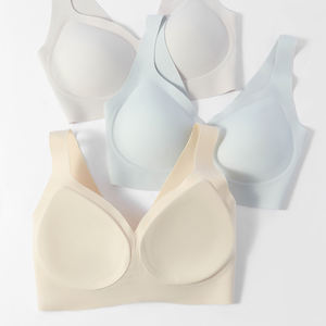 Sujetador sin costuras de <span class=keywords><strong>amino</strong></span>ácidos con copas fijas, tirantes anchos inalámbricos finos para los hombros, sujetador de gelatina Estilo Chaleco Sexy, lencería cómoda - Product Image 6