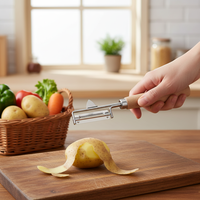 Éplucheur de pommes de terre écologique en bois et acier inoxydable, râpe manuelle pour légumes, outils de cuisine sûrs pour usage domestique, en acier inoxydable