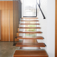 Escalier en verre et bois personnalisé TAKA, intérieur/extérieur, escalier flottant droit, marches en bois