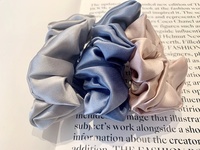 Vente en gros de chouchous en satin de luxe personnalisés de 16 mm, très élastiques, design tendance, en soie pure à 100 %