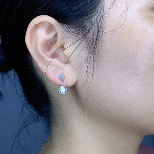 Orecchini Geometrici Minimalisti per Donne, Accessori per Orecchie Semplici e alla Moda per Uso Quotidiano - Product Image 4