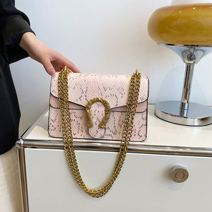 Bolso de mano de material PU estilo femenino. Con decoración de cadena. Bolso de Mano de Diseño de Lujo.1858 - Product Image 5