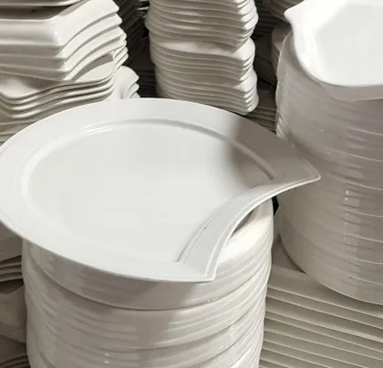 Afrika-Stil gemischte Farbe Keramik Restaurant Platte bestückt Küchen platte weiß benutzer definierte Keramik platten