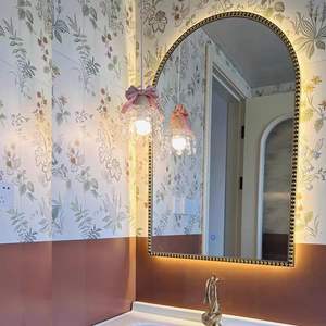 <span class=keywords><strong>Miroir</strong></span> mural de salle de bain à LED intelligent de style rétro français américain ovale moderne avec <span class=keywords><strong>miroir</strong></span> de maquillage suspendu éclairé au design arqué - Product Image 6