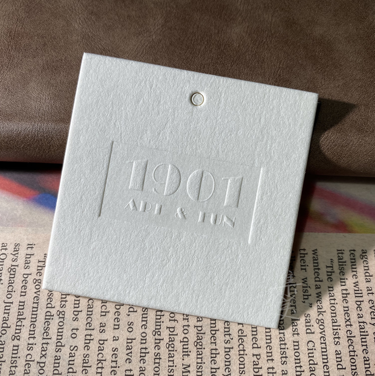 Пользовательская Роскошная подвесная бирка для одежды, бумажная подвесная бирка, поворотная бирка с логотипом для одежды и сумки
