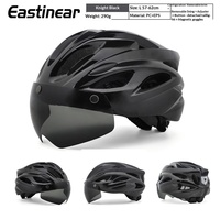 Casque de vélo avec visière magnétique, feu arrière rechargeable par USB, 18 aérations, coque en PC, réglage ajustable pour hommes et femmes adultes