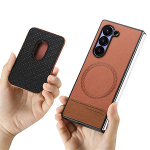 Funda Magnética de Cuero con Tapa para Samsung <span class=keywords><strong>Galaxy</strong></span> Z Fold7 Fold6 Fold5 con Soporte de Anillo para Tarjetas, Textura Grabada y Cubierta Protectora - Product Image 4