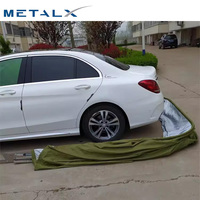 Kits de garage pour voitures en plastique pliables et rotatifs automatiques de haute qualité avec porte, garage pliable portable pour voiture