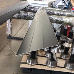 Bord de toit de style SR en aluminium et galvanisé de 10 pieds, calibre 26, avec ourlets, pour le marché américain - Product Image 4