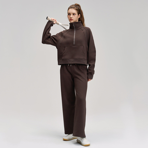 Ensemble de sport doublé polaire : Sweat-shirt zippé à col montant et pantalon de yoga large à cordon de serrage en coton – Ensemble deux pièces - Product Image 5