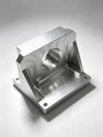 Support en L OEM usiné CNC en aluminium/acier inoxydable avec trou fileté, bloc de montage à angle de 90 degrés personnalisé pour applications de perçage
