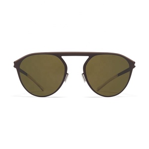 Lunettes optiques en métal pilote personnalisées de haute qualité avec verres polarisés disponibles montures or argent <span class=keywords><strong>gris</strong></span>-dernier nouveau design - Product Image 1