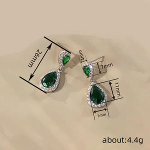 Orecchini Pendenti E3741 in Oro con Cristalli e Strass, Design a Goccia d'Acqua, Gioielli di Lusso da Donna per Feste - Product Image 6