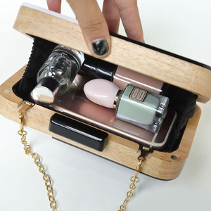 Bolsos de noche de madera de resina para mujer - Product Image 3