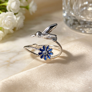 Anello Aperto con Uccelli e Fiori Colorati, Anello Statement alla Moda per Donne, Accessorio per Dita in Stile Fresco - Product Image 6
