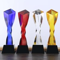 Trophée personnalisé en gros, écologique, fait main, avec base en cristal noir, colonne torsadée, style sportif, trophée Grammy