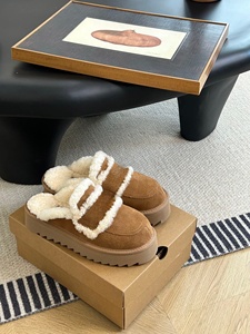 Botas de Nieve Cálidas de Diseño Clásico Personalizadas Originales 2026 con Forro de Piel de Oveja y Suela Resistente a los Olores - Product Image 2