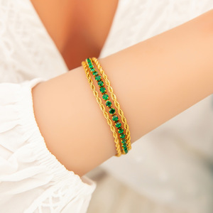 Pulsera de Cadena Chapada en Oro de Lujo con Incrustaciones de Cristal para Mujer, Uso Diario, Acabado en Oro de 18K, Opciones Multicolor - Product Image 4