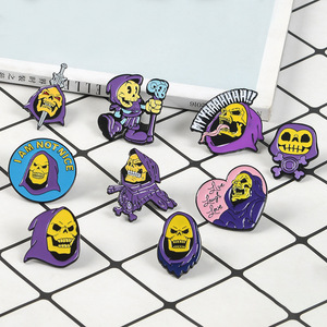 Nuovi Design Spilla Smaltata con Motivo Scheletro della Morte in Mantello Viola per Halloween - Product Image 2