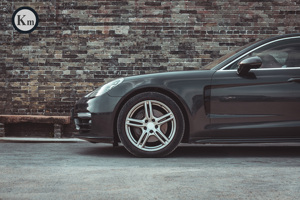 KM haute qualité assemblage mise à niveau <span class=keywords><strong>GTS</strong></span> jupe latérale à axe court ajustement parfait pour <span class=keywords><strong>Porsche</strong></span> pour <span class=keywords><strong>Panamera</strong></span> 971 pare-chocs de voiture pièces de carrosserie latérales - Product Image 4