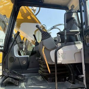 Excavadora Retro Usada Caterpillar CAT320D Tipo Mini Crawler de 20t, Modelo 2024, Motor Incluido, Excelente Estado, Origen Japón, 1 Año de Garantía - Product Image 5