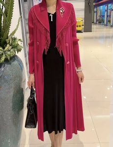 <span class=keywords><strong>Trench</strong></span> <span class=keywords><strong>Oversize</strong></span> da <span class=keywords><strong>Donna</strong></span> con Pieghe Miyake e Decorazione a Nappine, Traspirante e Impermeabile, Capospalla Casual Leggero per la Stagione Invernale - Product Image 2