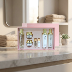 Set de Cuidado de la Piel de Marca Privada, Tónico, Esencia, Crema, Aceite, Suero, Blanqueador, Antienvejecimiento, Hidratante, Estilo Coreano para Todo Tipo de Piel - Product Image 4