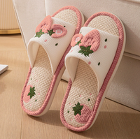 Pantoufles en lin à motif fraise pour femme, printemps-automne, antidérapantes, absorbant la transpiration, douces, à semelle silencieuse pour la maison