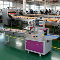 Machine d'emballage horizontale automatique pour biscuits, cartes et pochettes rouges, avec système de flux continu et de scellage