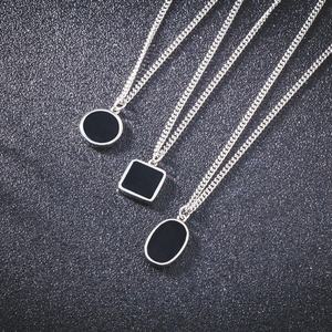 Collier en acier inoxydable de haute qualité avec pendentif géométrique carré, rond, ovale en émail noir et chaîne cubaine de 24 pouces - Product Image 1
