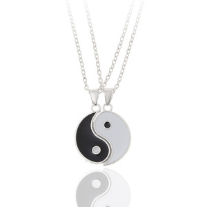 2 uds Tai Chi <span class=keywords><strong>Yin</strong></span> <span class=keywords><strong>Yang</strong></span> ocho trigramas colgante collares conjunto para pareja Color plata cadena a juego amante gargantilla <span class=keywords><strong>Collar</strong></span> regalo - Product Image 2