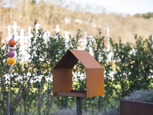 Jh-mech <span class=keywords><strong>Post</strong></span> ile yüksek kalite paslı Metal Corten çelik kuş besleyici kutup açık Metal <span class=keywords><strong>Birdhouse</strong></span> - Product Image 5