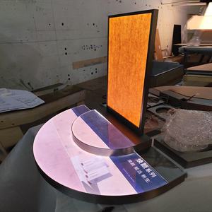 ที่ตั้งโชว์เ<span class=keywords><strong>ค</strong></span>รื่องสำอาง LED แบบปรับแต่งได้พร้อมโปสเตอร์เหล็กแบบเปลี่ยนได้ - Product Image 3