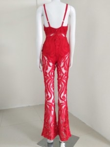 C1074 Migugarment Ingrosso 2025 Nuova Moda <span class=keywords><strong>Tuta</strong></span> Lunga <span class=keywords><strong>in</strong></span> <span class=keywords><strong>Pizzo</strong></span> Rosso di Marca Celebre, Design <span class=keywords><strong>in</strong></span> Rete Rossa Disponibile - Product Image 5