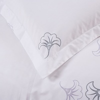 Ensemble de literie d'hôtel quatre pièces King Size Feuilles de housse de couette en polyester doux motif imprimé ajusté pour hôtel