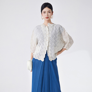 Chemisier plissé pour femme, modèle 2026, avec boutons pliables uniques, style décontracté et polyvalent - Product Image 3