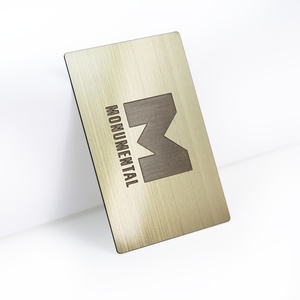 ราคาโรงงาน YTS รับทำบัตรธุรกิจโลหะแบบกำหนดเอง บัตรของขวัญเคลือบทอง VIP - Product Image 1