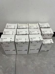Tout nouveau IFMY E12489 d'origine en stock - Product Image 4