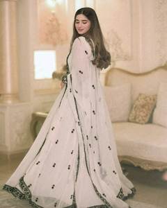 Nuevo diseñador Heavy Chinon Silk Fancy Top-Dupatta Totalmente cosido Sharara Estilo tradicional Ropa de fiesta Salwar Kameez Lanzamiento - Product Image 6