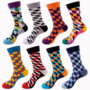 Đầy Đủ Màu Sắc Tùy Chỉnh In Vớ Thư In Vớ Thể Thao Ưa Thích Thời Trang Thăng Hoa Người Đàn Ông Phụ Nữ <span class=keywords><strong>Crew</strong></span> <span class=keywords><strong>Socks</strong></span> - Product Image 3