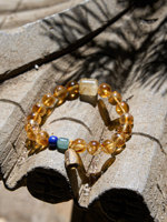 Bracelet en cristal naturel Dance Aura Dawn Light Morning Light, quartz rutilé jaune, cristaux tour jaunes, jade, bois d'agar - 8-10mm