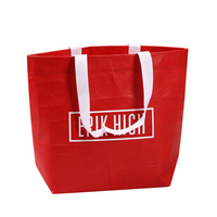 Sac personnalisé coloré grande capacité en bâche RPET laminée imperméable, en matériau recyclé, avec poignée durable et coutures renforcées
